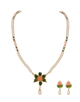 White pearl necklace-sets 4