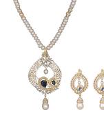 White pearl necklace-sets