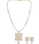 White pearl necklace-sets