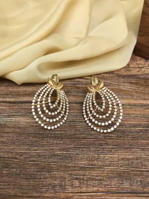 Gold earrings 2
