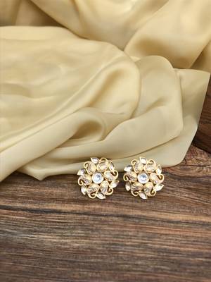 Gold earrings 2