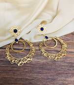 Gold earrings
