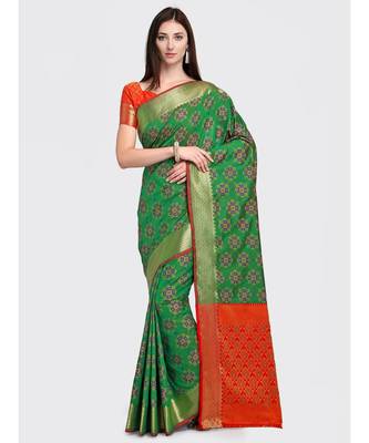 Green Woven Silk Blend saree with blouse 1