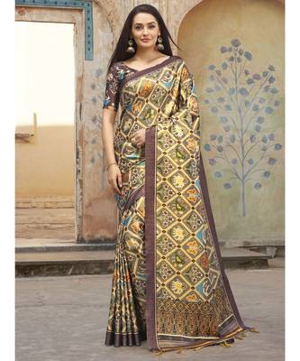 green printed Silk Blend saree with blouse 1