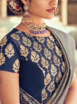 Grey Woven Silk Blend Saree With Blouse 2