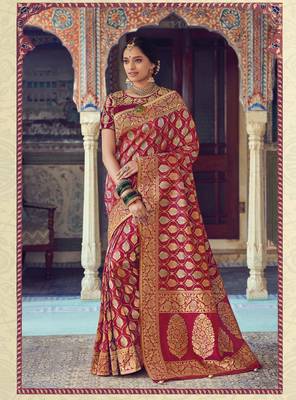 Red Woven Silk Blend Saree With Blouse 1