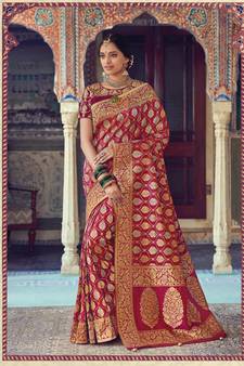 Red Woven Silk Blend Saree With Blouse