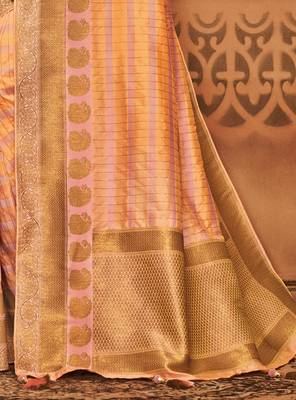 Peach Woven Silk Blend Saree With Blouse 3