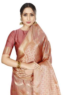 white woven silk blend saree with blouse 4