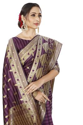 purple woven silk blend saree with blouse 4