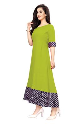 Women'd Festive Wear Heavy Rayon Gown 3