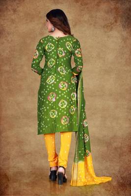 green Cotton Salwar Suit Dupatta Bandhani Dress Material 3