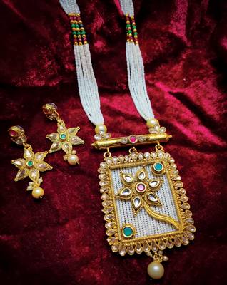 Fancy Gold plated Pearl Jewelry set 1