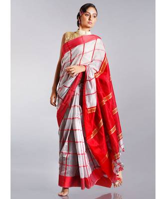 grey blended cotton saree with red checks border pallu 1