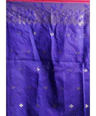 green blended cotton saree with blue pallu and golden motifs 4