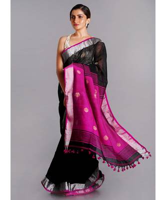 black linen saree with polka dots and pink pallu 2
