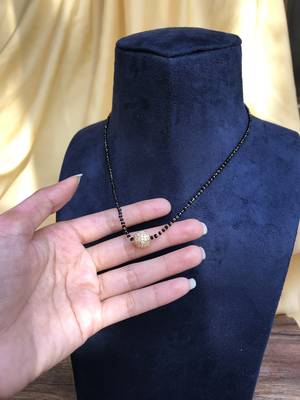 Gold mangalsutra 2