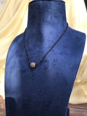 Gold mangalsutra 1