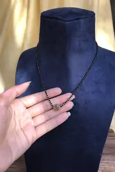 Gold mangalsutra