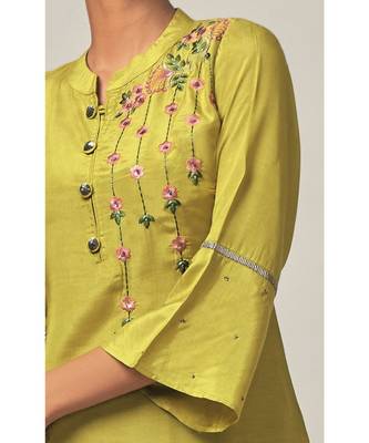 Pure Viscose Green Kurta With Muslin Dark Grey Pant 3