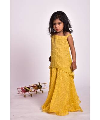 GOLDEN CHECK SKIRT TOP SET 2