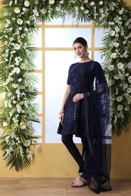 Navy-blue thread embroidery Georgette salwar Kameez With dupatta 4