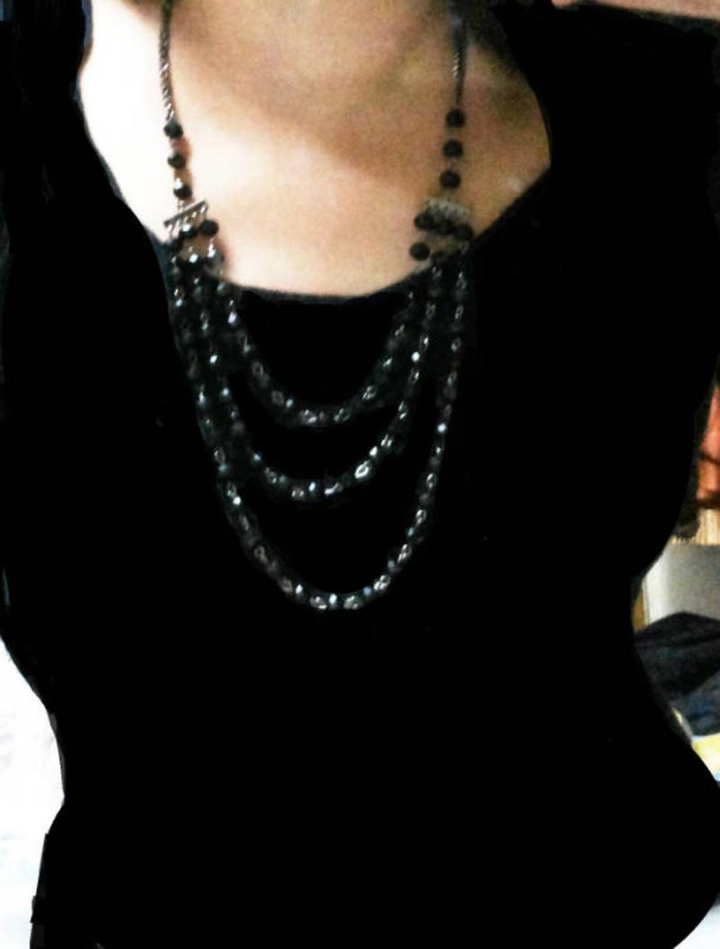 Western & stylish long necklace designed to welcome summer in style