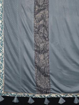 Grey plain lycra saree with blouse 5