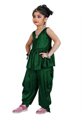 Kids Cotton Silk Green Patiala Salwar Suit Dress For Girls  2