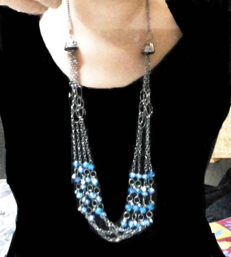 Western & stylish long necklace designed to welcome summer in style