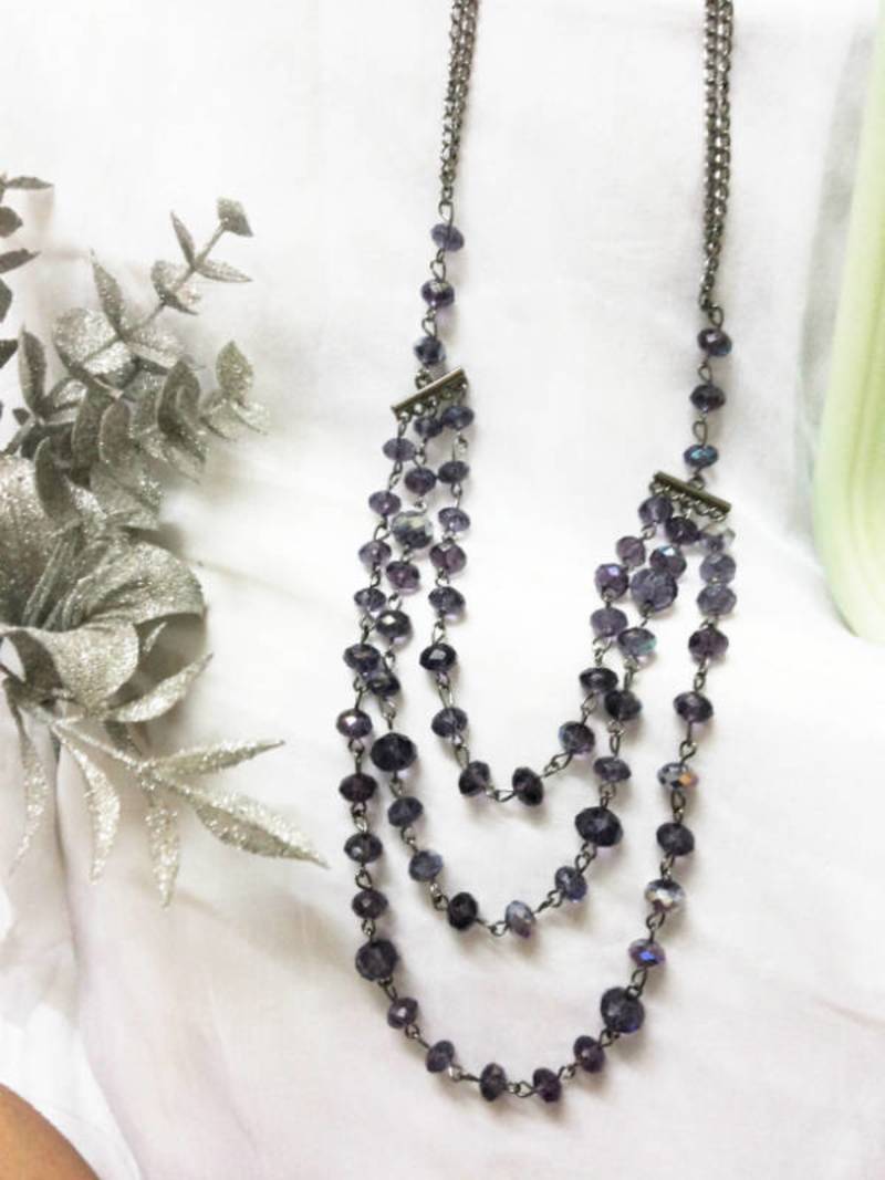 Western & stylish long necklace designed to welcome summer in style