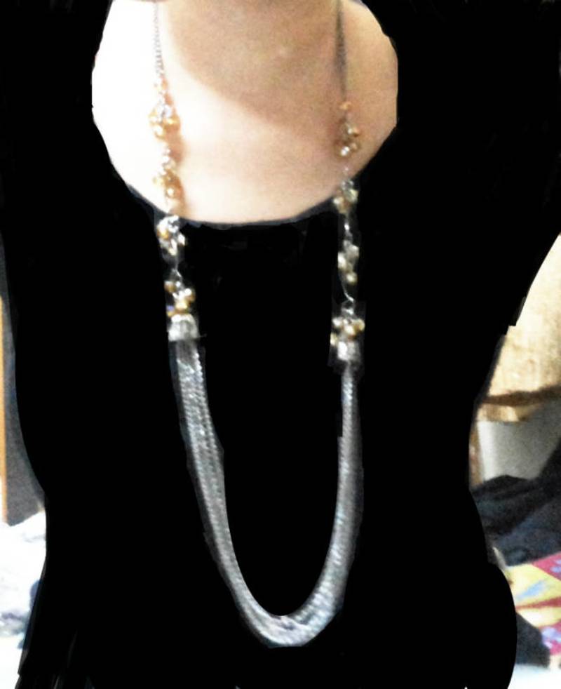 Western & stylish long necklace designed to welcome summer in style