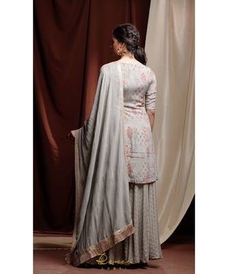 grey embroidered crepe kurta sets 5