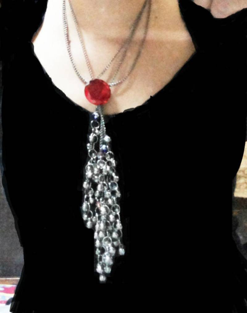 Western & stylish long necklace designed to welcome summer in style