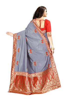 Grey hand woven banarasi silk saree with blouse 3