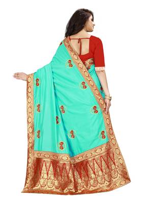 Green hand woven banarasi silk saree with blouse 3