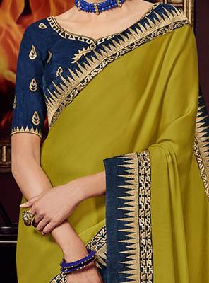 Yellow Embroidered Silk Blend Saree With Blouse 3