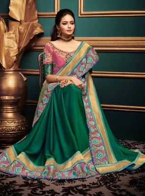 Green Embroidered Silk Blend Saree With Blouse 2