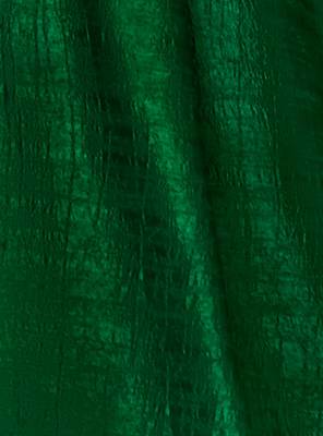 Green Embroidered Silk Blend Saree With Blouse 5