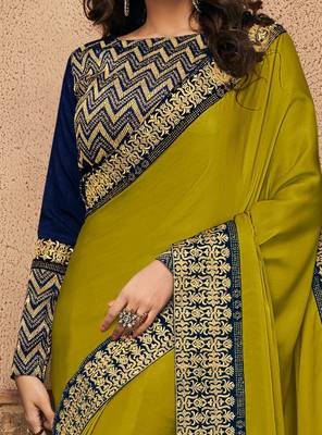 Green Embroidered Silk Blend Saree With Blouse 3