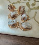 contemporary Natural pearl Earrings