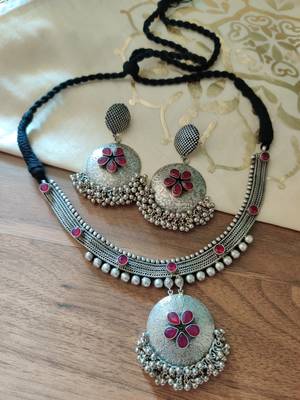 Antique Silver WomenJewellery set 1