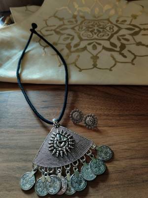 Triangle Black Ganpati Silver Plated String Necklace set 1