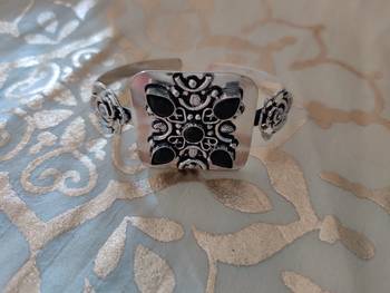 Adjustable Bracelet in kundan stone 1