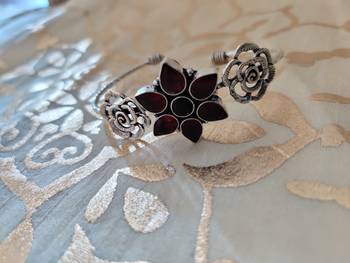 Adjustable Bracelet in kundan stone 1