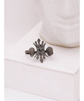 Quirky Coronation Ring 3