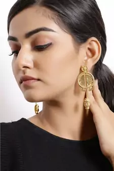 Dangling Swag Bana Earrings