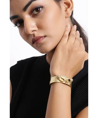 Mojri Entice Cuff 2