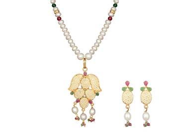 White pearl necklace-sets 1