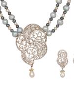 White pearl necklace-sets